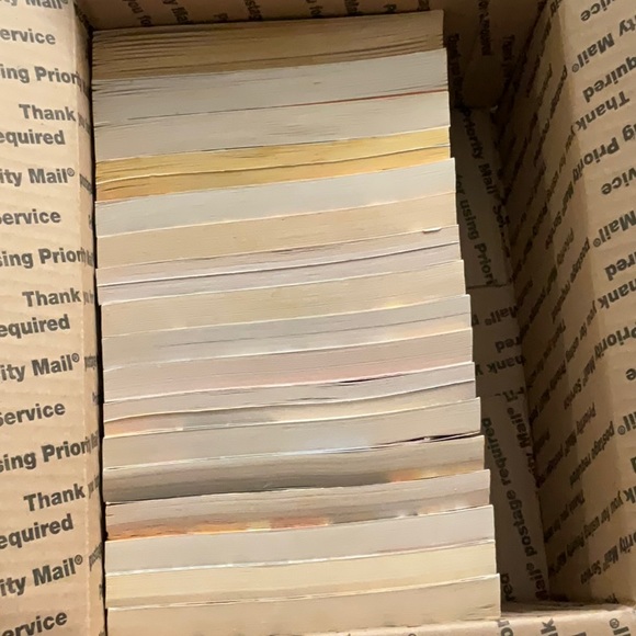 Silhouette Desire Bundle of 17 - Picture 3 of 10